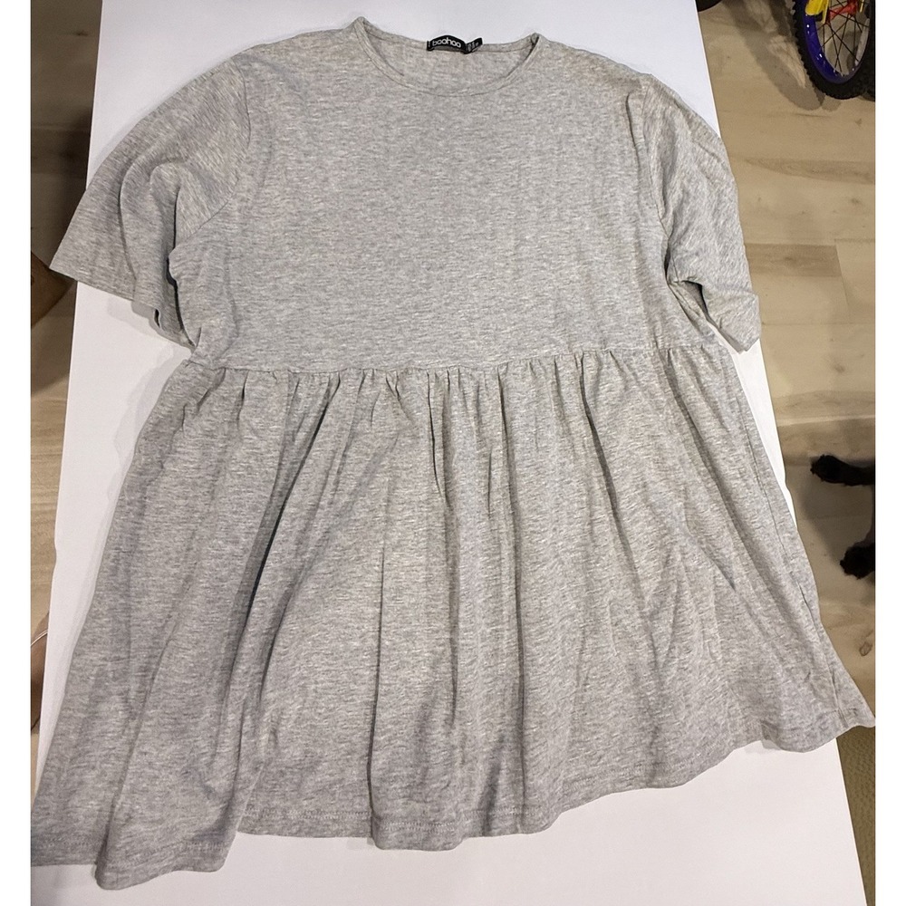 Women's Boohoo Peplum Gray Short Sleeve Tshirt Top US 12
